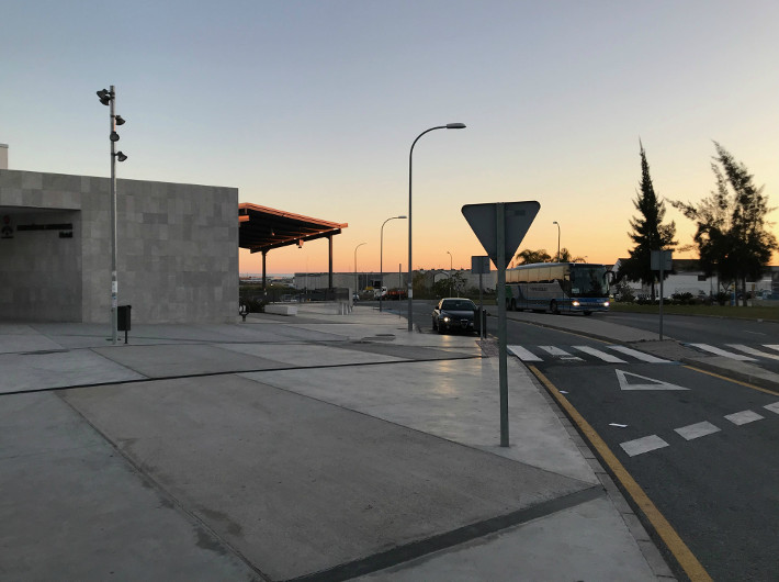 Ciudadanos Motril denuncia el estado de los alrededores de la estación de autobuses y solicita mejoras en la zona